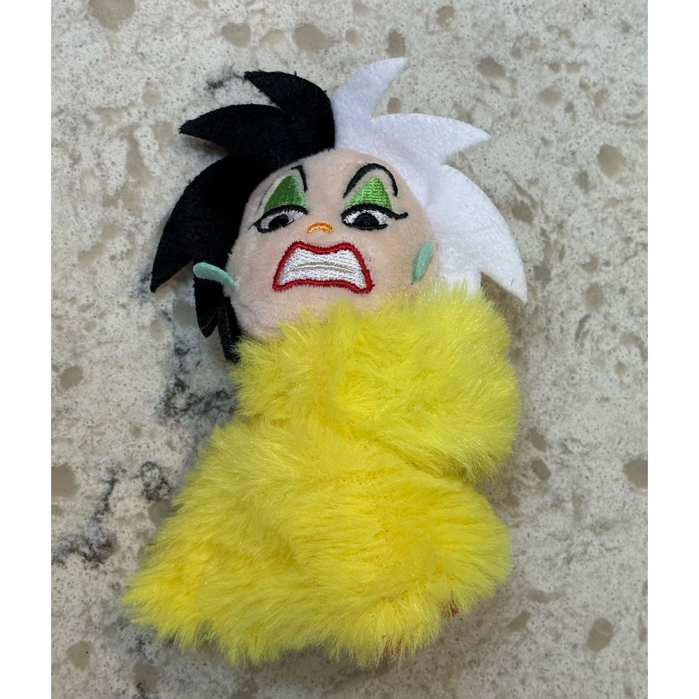 Disney Villains Cruella De Vil 101 Dalmatians Slap Bracelet Wrist Cuff Wrap Band